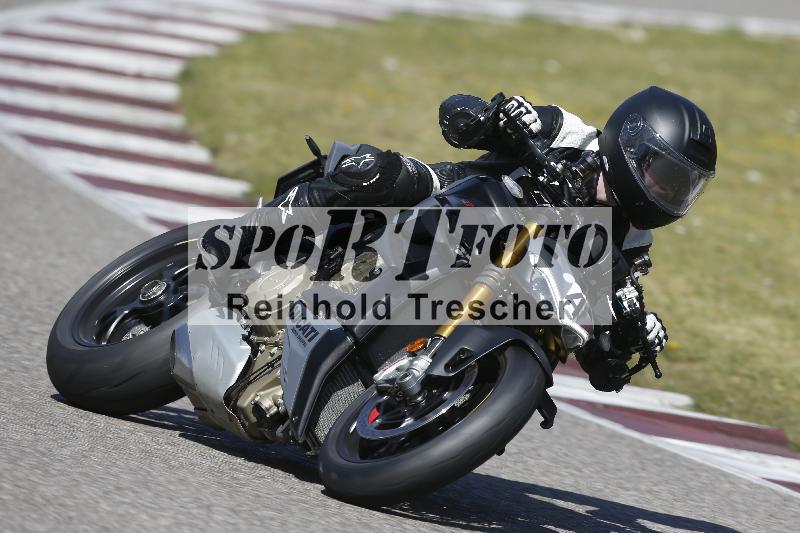 /07 09.04.2026 Cornu Master School ADR/Gruppe blau/4